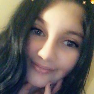 Meet your Posher, Myia